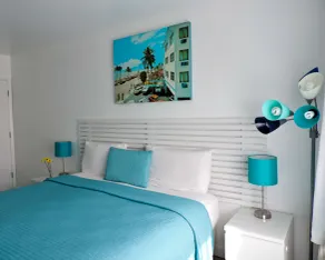 Snooze - Room