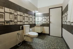Le Serene Misty Hills Resort  - Badezimmer