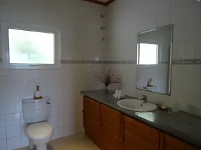 Sailfish Beach Villas - Bathroom