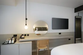 Leonardo Hotel Manchester Piccadilly - Room