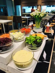 Mayflower Grande Suite Hotel  - Restaurant