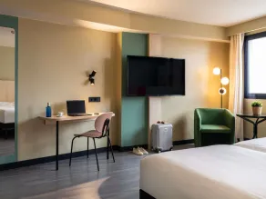 Ibis Styles Zaragoza Centro - Rum