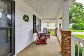 < 1 Mi to River & Downtown Belmont: Cozy Cottage - Innenbereich
