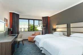 Sheraton Essen Hotel - Quarto
