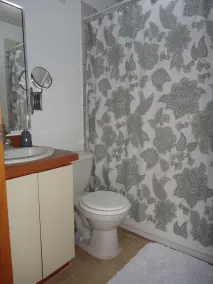 Sunset Paradise - Ocean View Penthouse Apartment - Bathroom