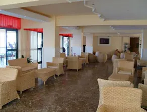 Caposkino Park Hotel - Lobby