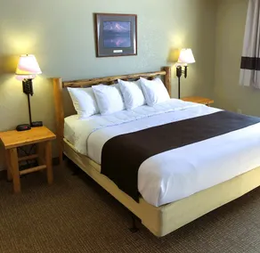 The Antler Lodge - Gardiner - Chambre