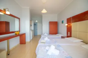 Agoulos Beach Hotel - Chambre