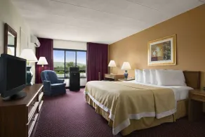Ramada by Wyndham Pittsburgh/New Stanton - Quarto