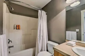 Walk to Local Shops & Eats! Quaint Issaquah Home - Interiör