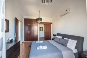 Tonia Seaview Villas - Zimmer