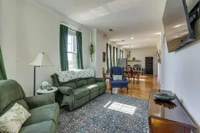 Charming Historic Retreat in Walkable Chapman - Interiör