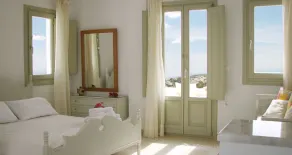 Irida - Santorini - Room