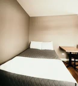 Hinton Highway Inn - Chambre