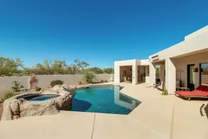 Oro Valley Airpark Estate w/ Pool & Mtn Views - Interiør