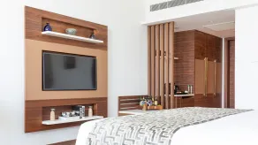 Emara Ole-Sereni - Room