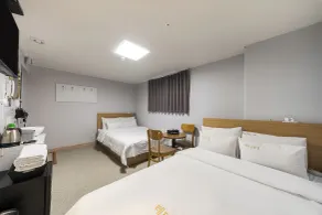 Hongdae Sinchon Theme Motel - Room
