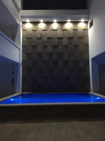 Habitat Inn - Piscine
