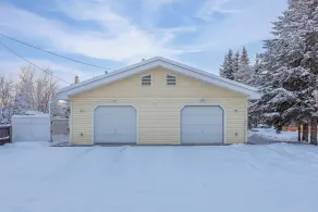 2BR Home w/ Fireplace, Streaming, Dogs Allowed - Interiør