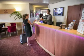 Brit Hotel Rennes Le Castel - Réception