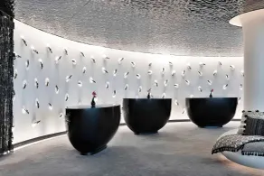 W Abu Dhabi - Yas Island - Recepción