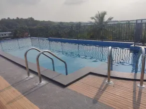 MANDARIN SKY - Piscine
