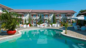 Nomad Suites Residence - Pool
