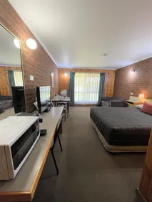 Country Roads Motor Inn - Zimmer