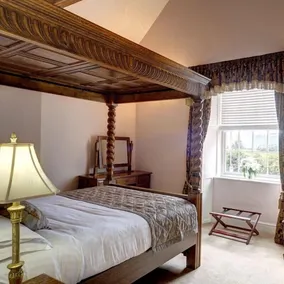 The Brigands Inn - Room