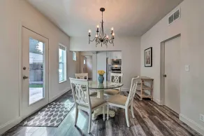 Walk to Dtwn: Winter Garden Home w/ Patio - Interiør