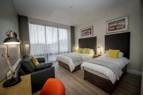The James Suites - Chambre