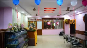 Hotel Maruthi Residency Inn - Reception