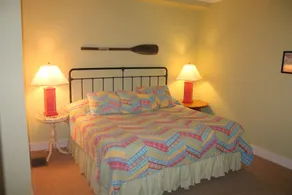 Captain's Cottage Suites - Chambre