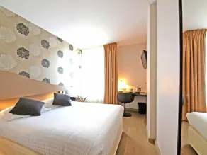 Hôtel Hor Europe - Værelse