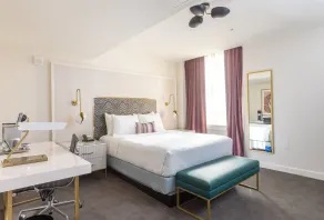 The Kelly Birmingham, Tapestry Collection By Hilton - Chambre