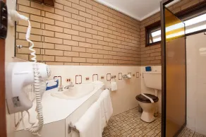 Albury City Motel - Bathroom