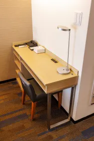 Floral Hotel East Shinsaibashi - Chambre