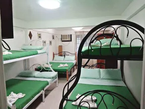 La Casa Roa Hostel - Room