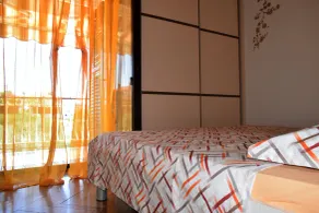 Apartment Grapes - Room