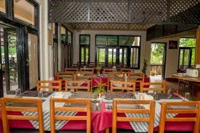 Hotel Riverside with Swimming pool - Restaurant
