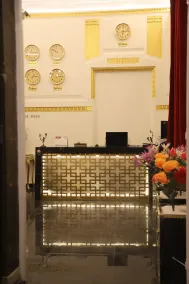 New palace court - Réception