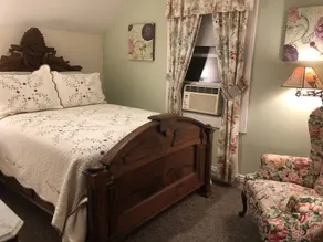 Alpine Haus Bed & Breakfast Inn - Chambre