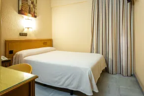 Hotel Zeus - Chambre