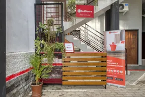RedDoorz Syariah @ Jl. Cengger Ayam Dalam - Recepción