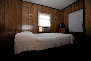 Beaufort Harbour Suites East Lodge - Zimmer