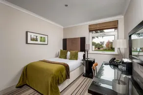 Hartsfield Manor - Room
