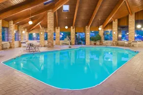 Quality Inn Athens - Piscine