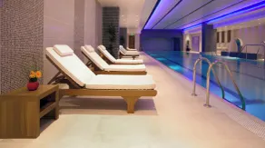 Leonardo Royal London Tower Bridge - Piscina