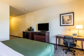 Cobblestone Hotel & Suites - Orrville - Habitación