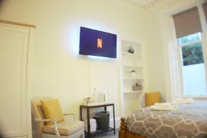 Barns Serviced Accommodation - Rum